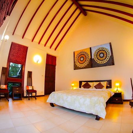 Baan Saleepai Hotel Exterior photo
