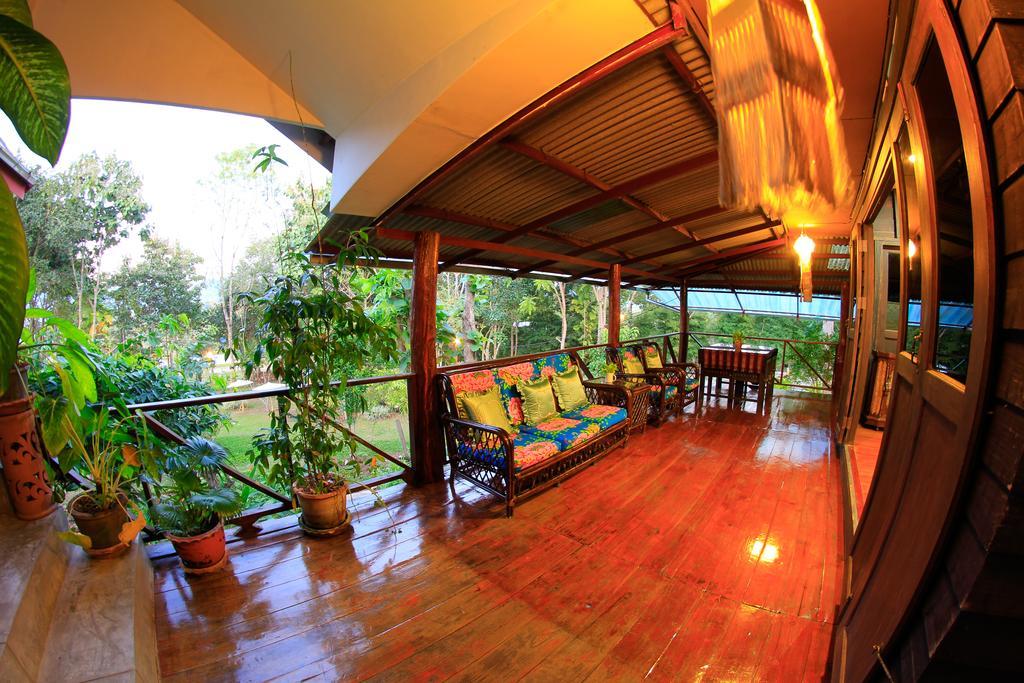 Baan Saleepai Hotel Room photo