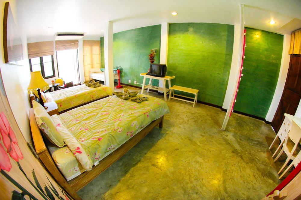 Baan Saleepai Hotel Exterior photo
